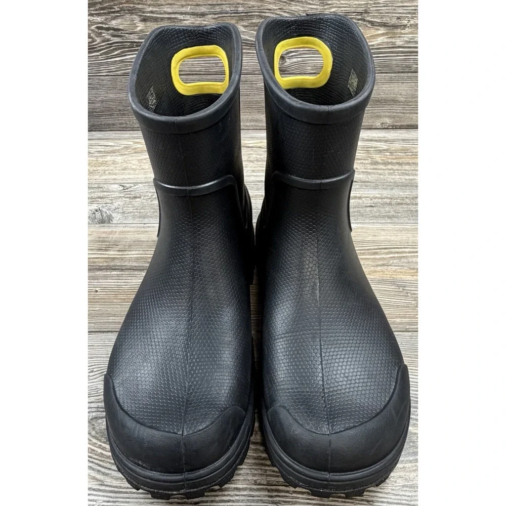 Crocs Rubber Wellie Rain Boot Black Mens Size 12 Slip-On Muck Chore Barn Boots